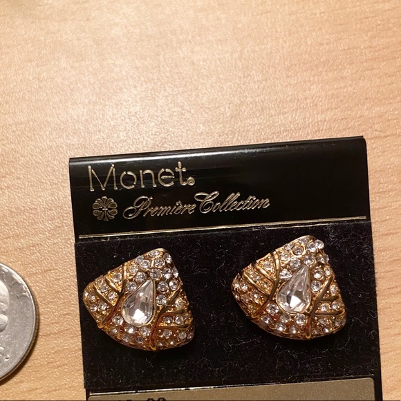 RARE & VINTAGE Monet Premier 14K Gold Post Earrings. NEVER WORN. NWT - Picture 2 of 9